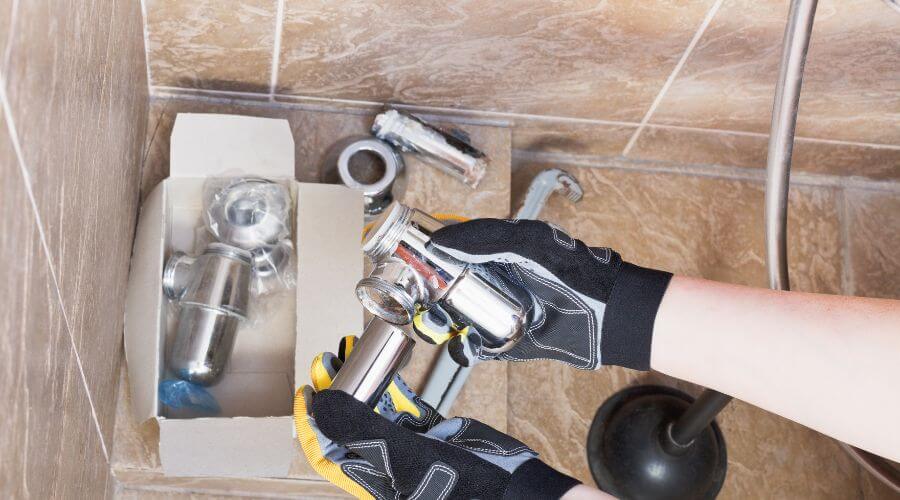Expert Emergency Roof Repairs services in Effie, MN